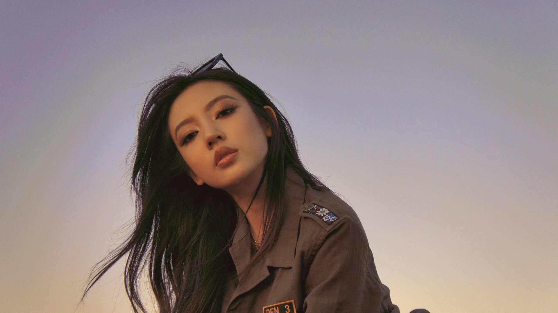 “校园足球特色课程在全国落地，激发青少年的运动热情”，全国校园足球特色学校基本标准(试行)