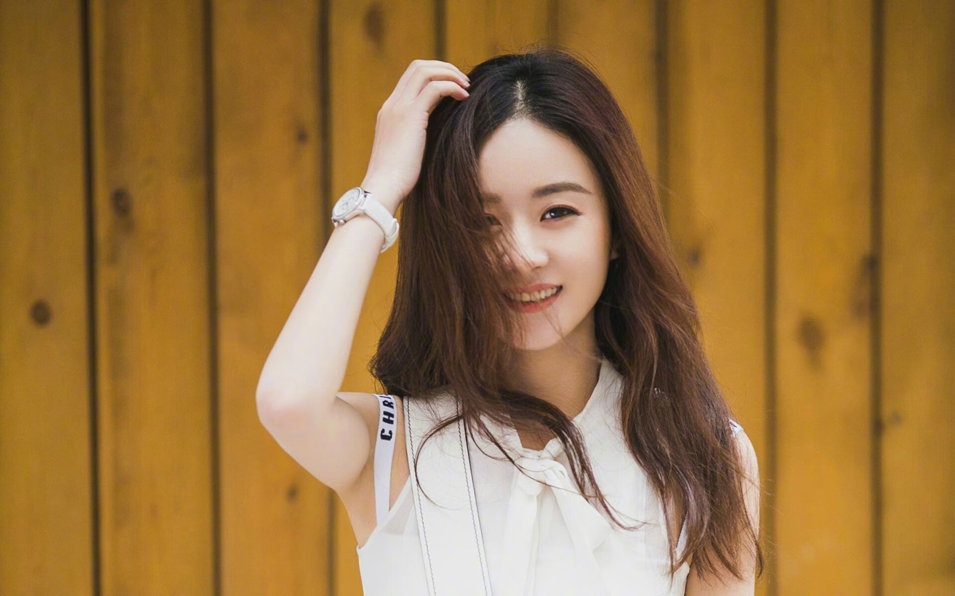 比利时女足队技高一筹，击溃对手，比利时足球女神