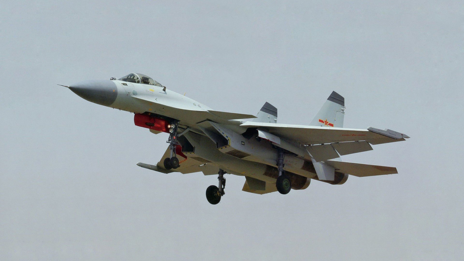 快节奏中球员处理球是否更倾向于直觉判断，快节奏进攻和冷静创造进球机会